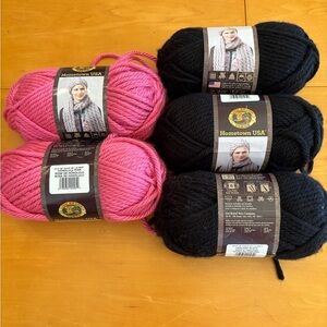 Lion Brand NWT Hometown, USA, acrylic, pink black yarn lot bundle of 5